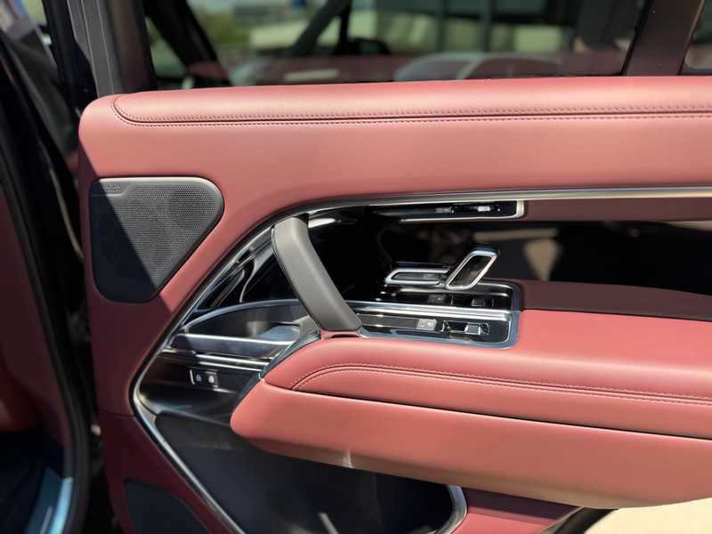 2026 Land Rover Range Rover Vogue 3,0L 2026 Cyprus