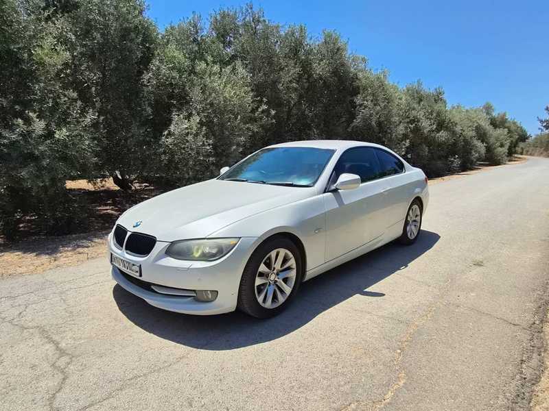 2011 BMW 3-Series 2,0L 2011 Cyprus