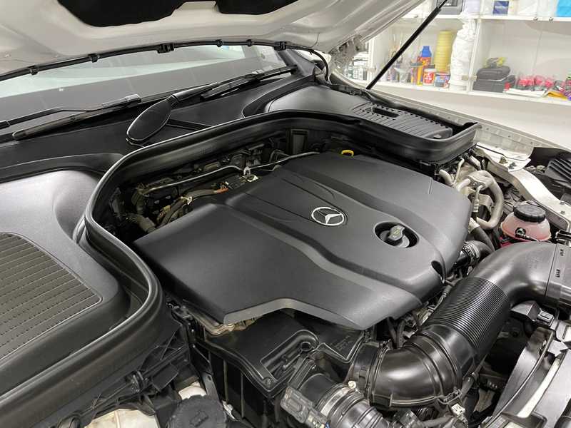 2017 Mercedes-Benz GLC-Class 2,5L 2017 Cyprus