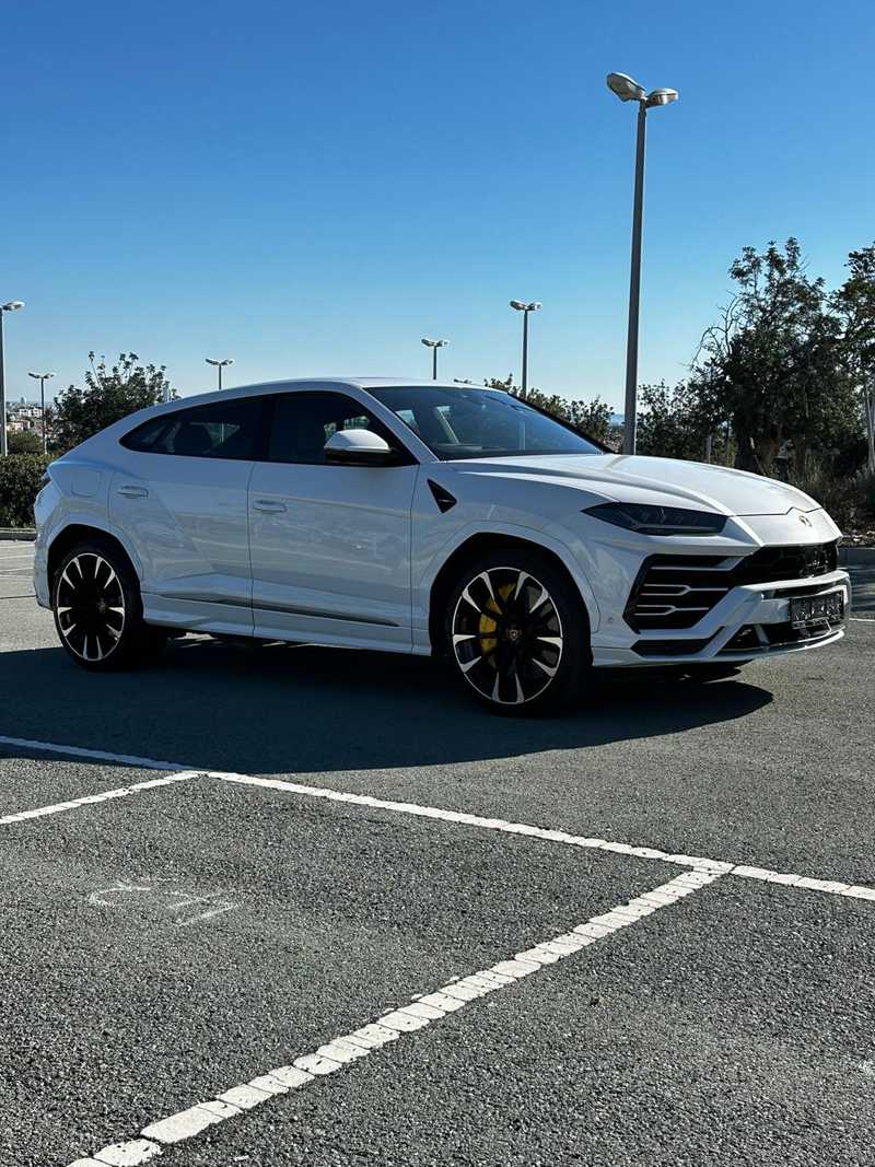 2024 Lamborghini Urus 4,0L 2024 Cyprus