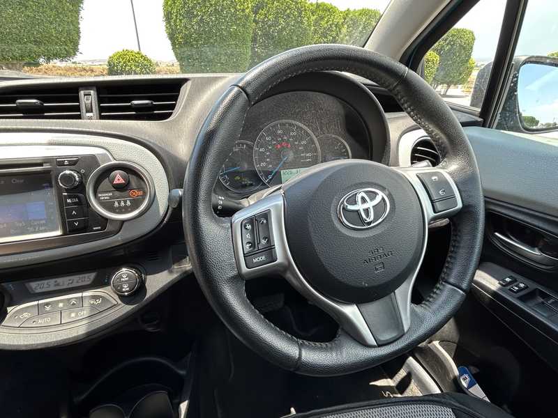 2014 Toyota Yaris 1,5L 2014 Cyprus
