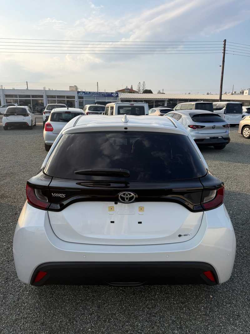 2024 Toyota Yaris 1,5L 2024 Cyprus