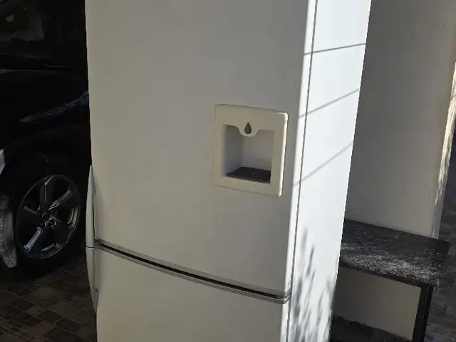 Fidget freezer hoover, Επαρχία Λεμεσού — Λεμεσός - Αγία Φύλα