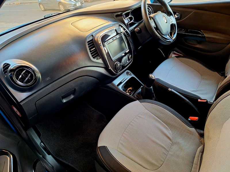 2013 Renault Captur 1,5L 2013 Cyprus