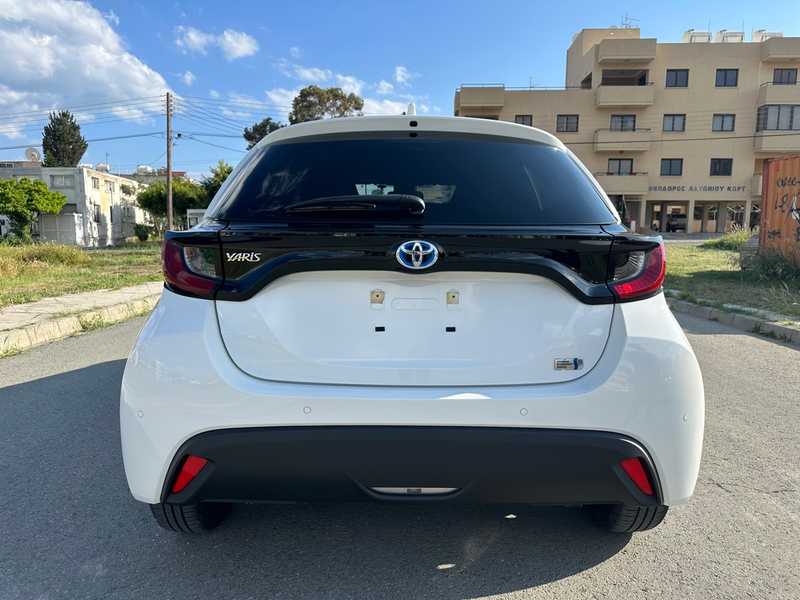 2022 Toyota Yaris 1,5L 2022 Cyprus