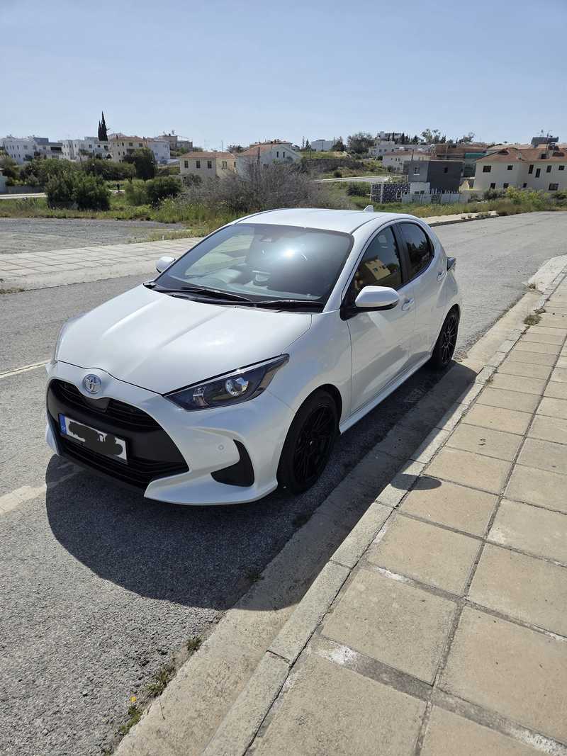 2022 Toyota Yaris 1,5L 2022 Cyprus