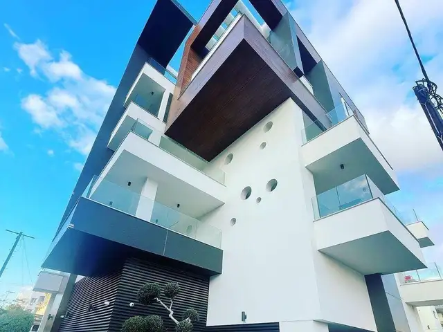  3-bedroom penthouse to rent, Limassol — Germasogeia Tourist Area
