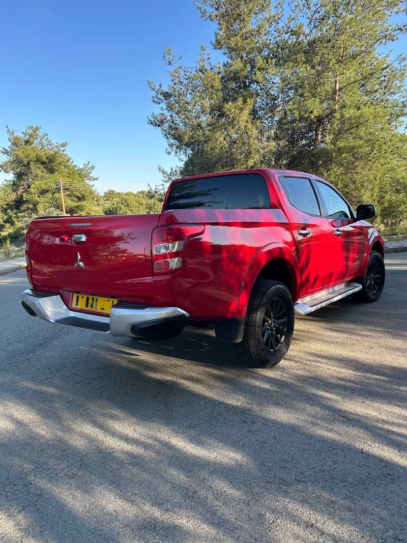 2017 Mitsubishi L200 2,4L 2017 Cyprus