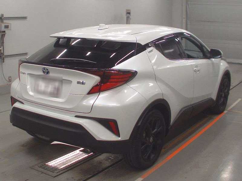 2022 Toyota C-HR 1,8L 2022 Cyprus