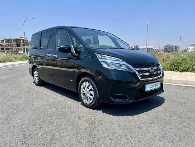 Nissan Serena 2,0L 2022