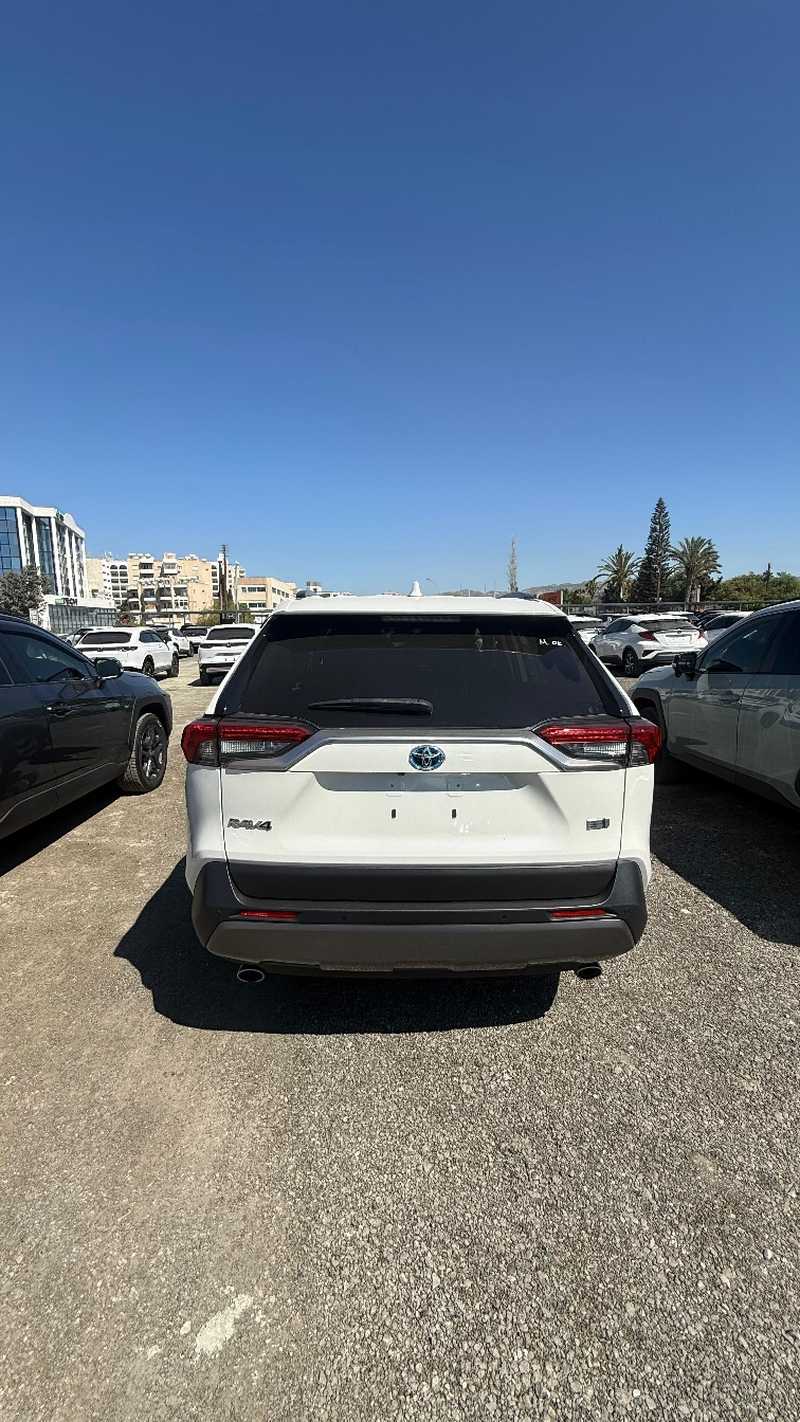 2021 Toyota RAV4 2,5L 2021 Cyprus
