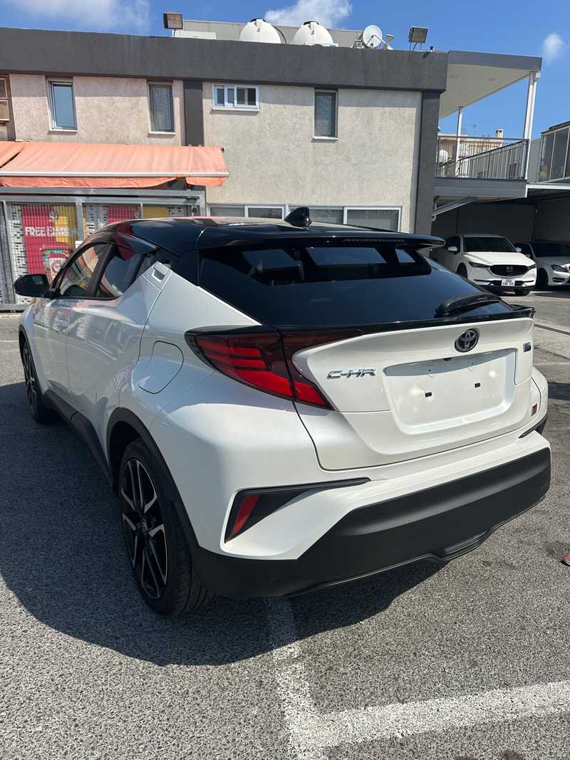 2021 Toyota C-HR 1,8L 2021 Cyprus
