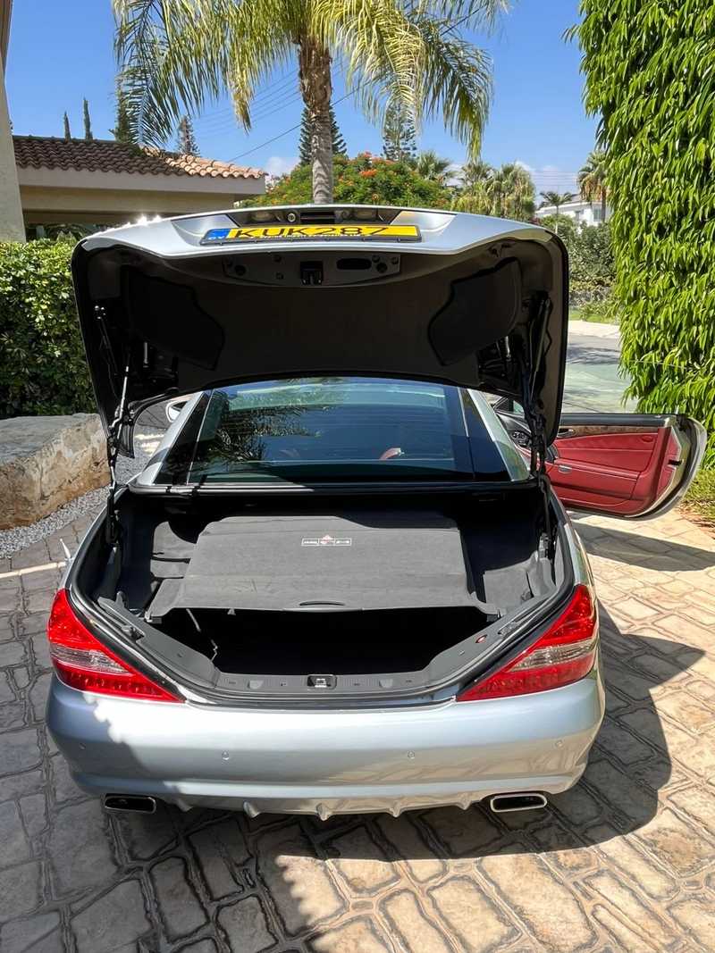 2008 Mercedes-Benz SL-Class 3,5L 2008 Cyprus