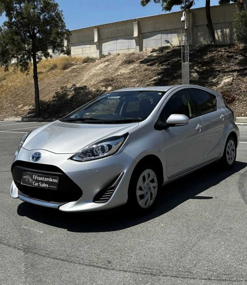 Toyota Aqua 1,5L 2021