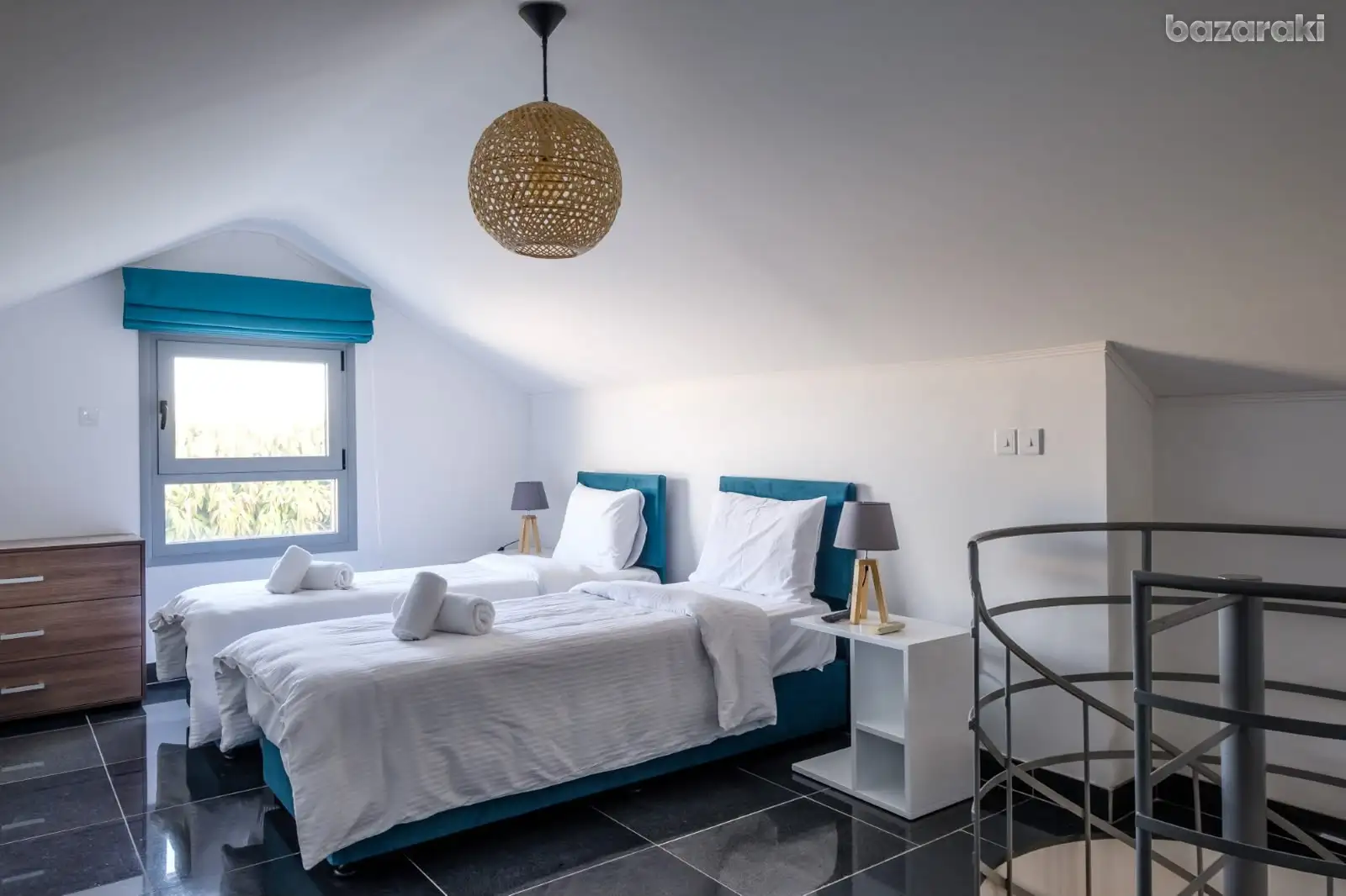 House, 2 bedrooms — 11