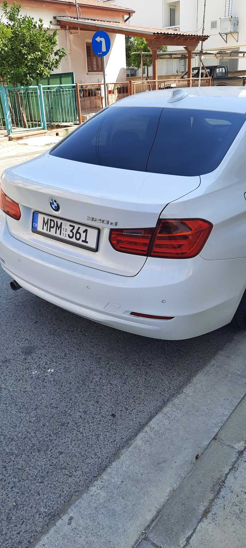 2013 BMW 3-Series 2,0L 2013 Cyprus