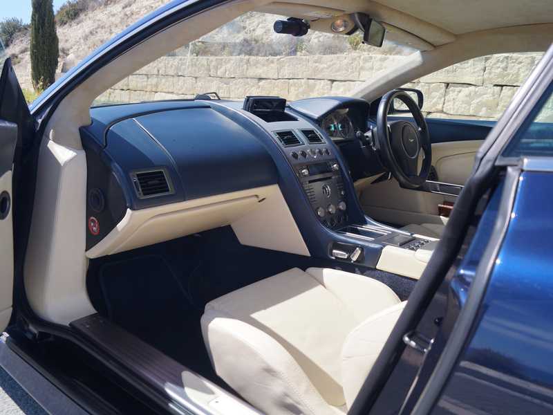 2004 Aston Martin DB9 6,0L 2004 Cyprus