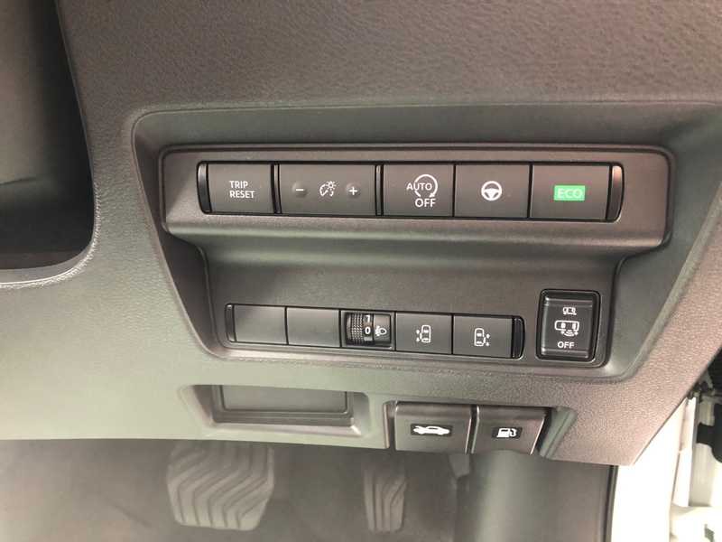 2023 Nissan Serena 2,0L 2023 Cyprus