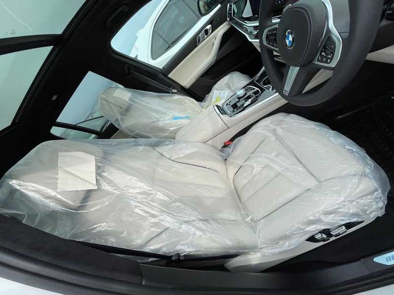 2025 BMW X7 3,0L 2025 Cyprus
