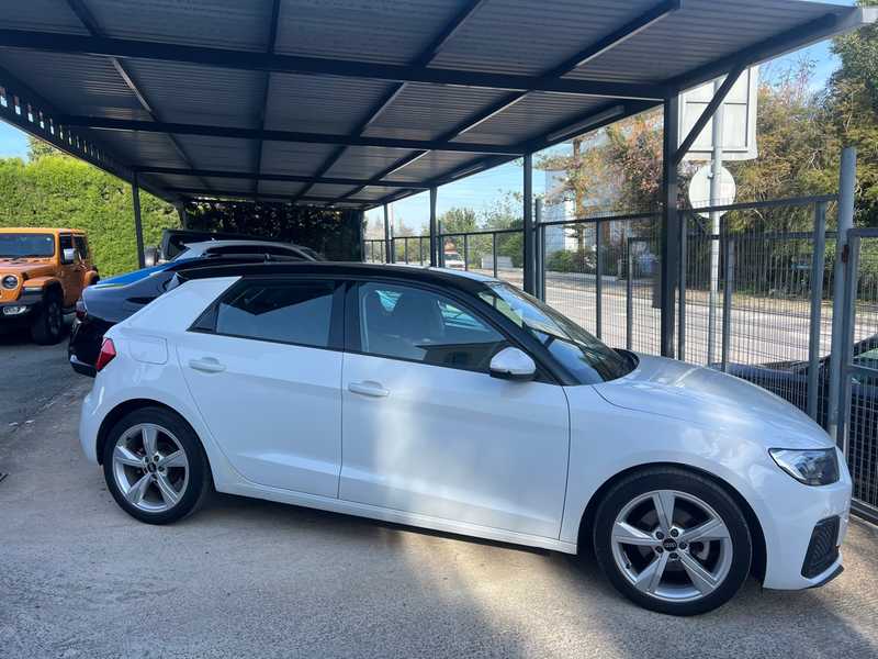 2021 Audi A1 1,5L 2021 Cyprus
