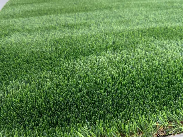 Artificial grass 10m x 1.10m, Limassol — Kantou