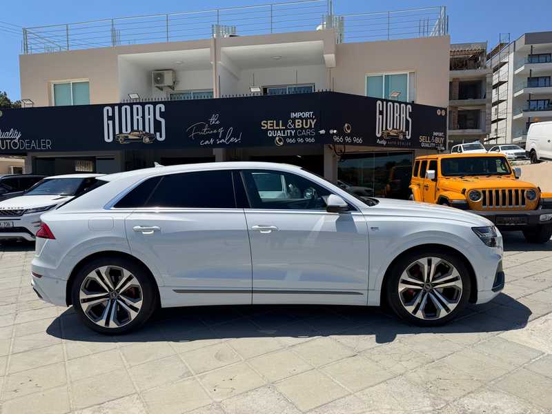 2021 Audi Q8 3,0L 2021 Cyprus