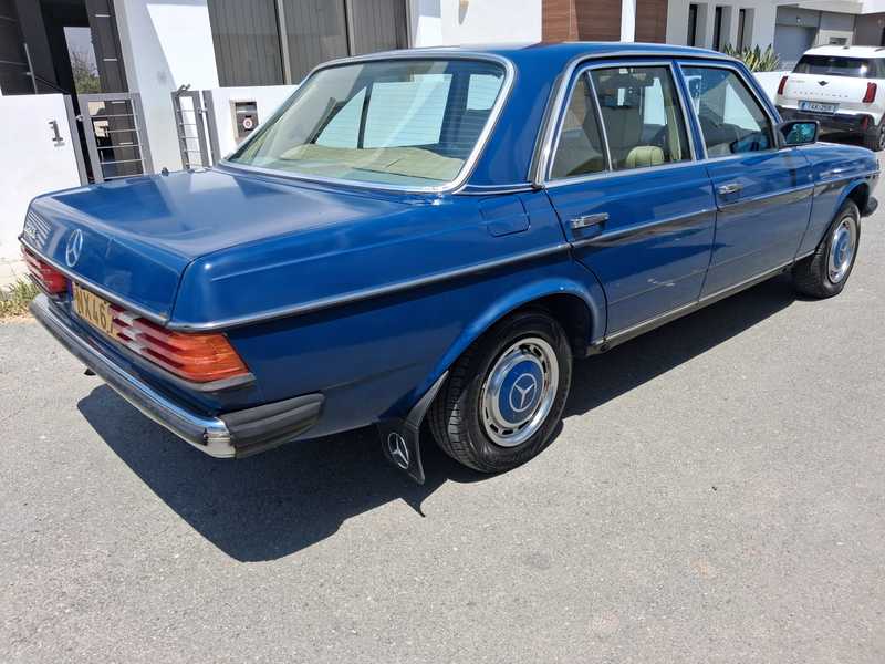 1982 Mercedes-Benz E-Class 2,3L 1982 Cyprus
