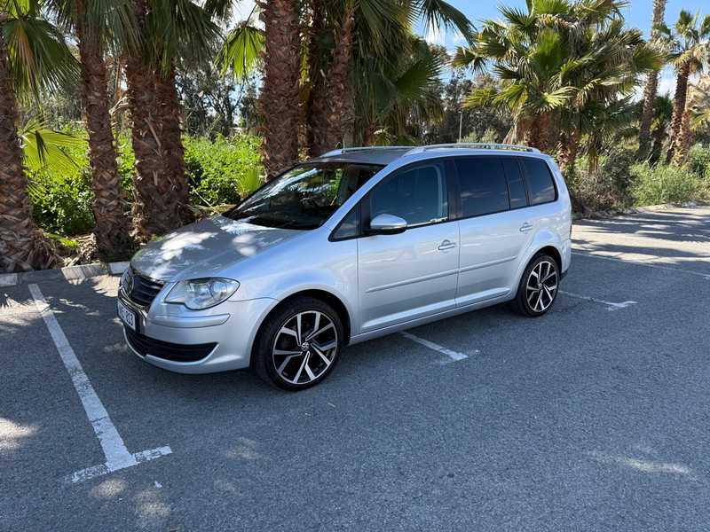 2010 Volkswagen Touran 1,4L 2010 Cyprus
