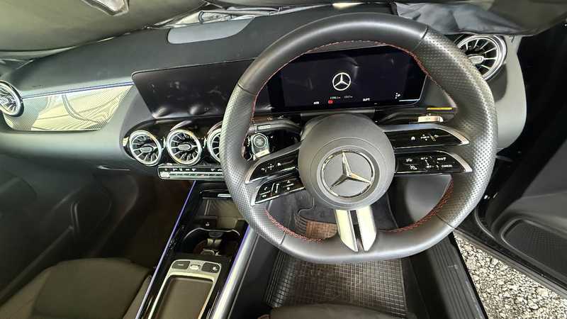 2025 Mercedes-Benz GLA-Class 2,0L 2025 Cyprus