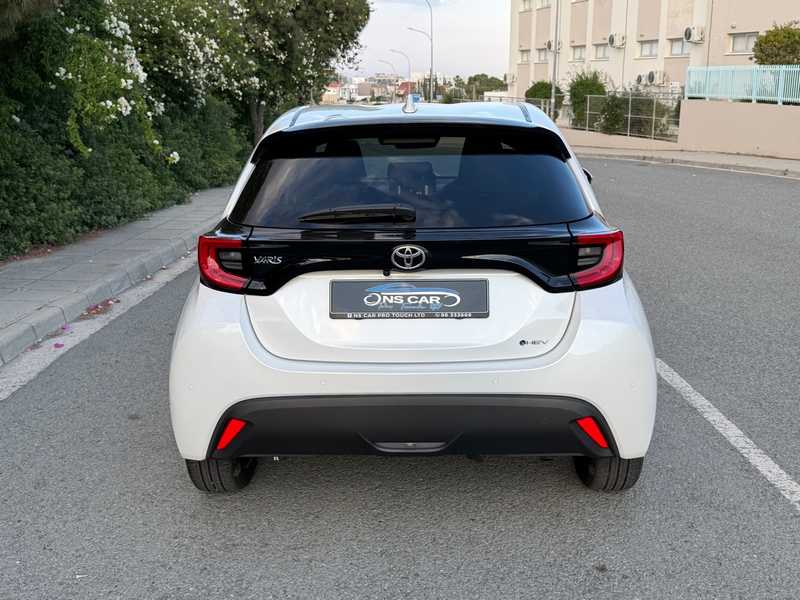 2024 Toyota Yaris 1,5L 2024 Cyprus