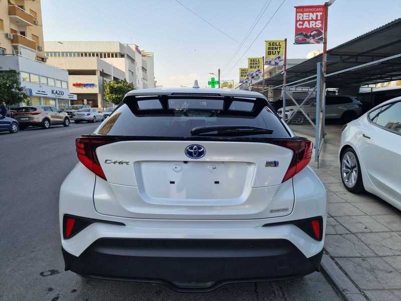 2022 Toyota C-HR 1,8L 2022 Cyprus