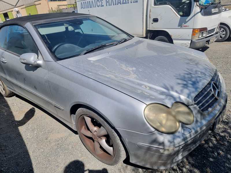 Mercedes-Benz CLK-Class 2004