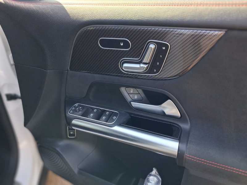 2022 Mercedes-Benz GLA-Class 2,0L 2022 Cyprus