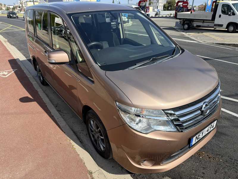 Nissan Serena 2,0L 2016