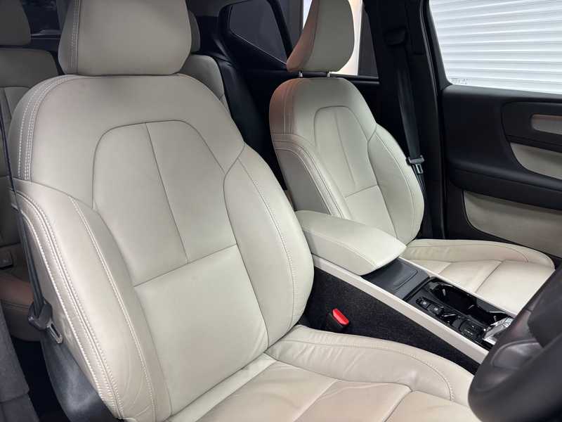 2022 Volvo XC40 2,0L 2022 Cyprus