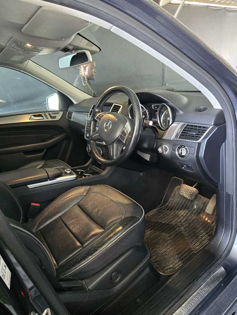 2013 Mercedes-Benz M-Class 2,5L 2013 Cyprus
