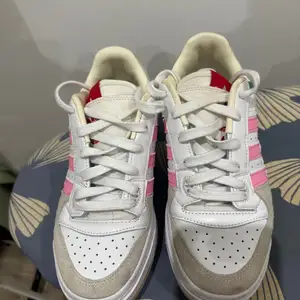Adidas women shoes - size 38, Nicosia — Aglantzia