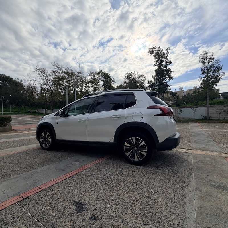 2020 Peugeot 2008 1,2L 2020 Cyprus