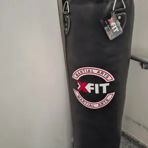 Punch bag hardly used almost brand new, Limassol — Limassol - Agia Fyla