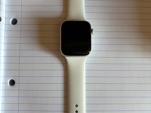 Apple watch se 2nd gen gps 44mm excellent condition + box, Επαρχία Λεμεσού — Λεμεσός - Ζακάκι