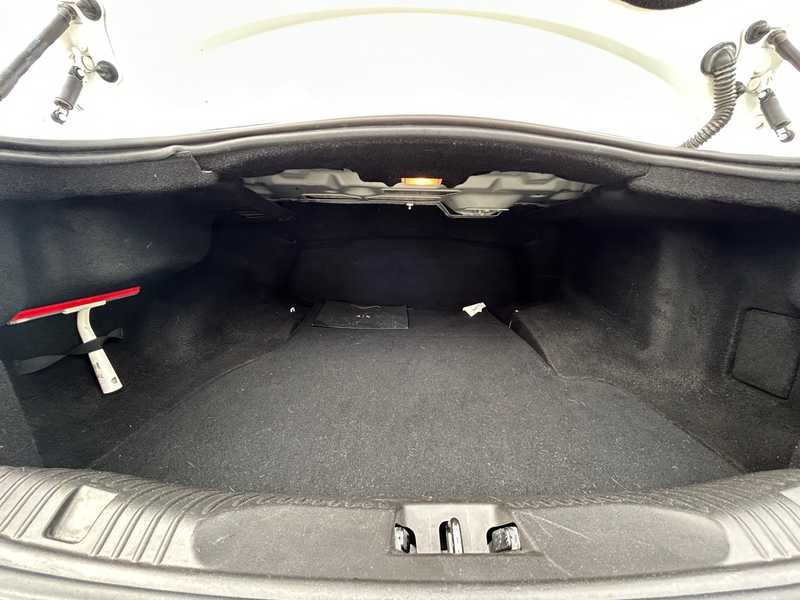 2014 Jaguar XF 2,2L 2014 Cyprus