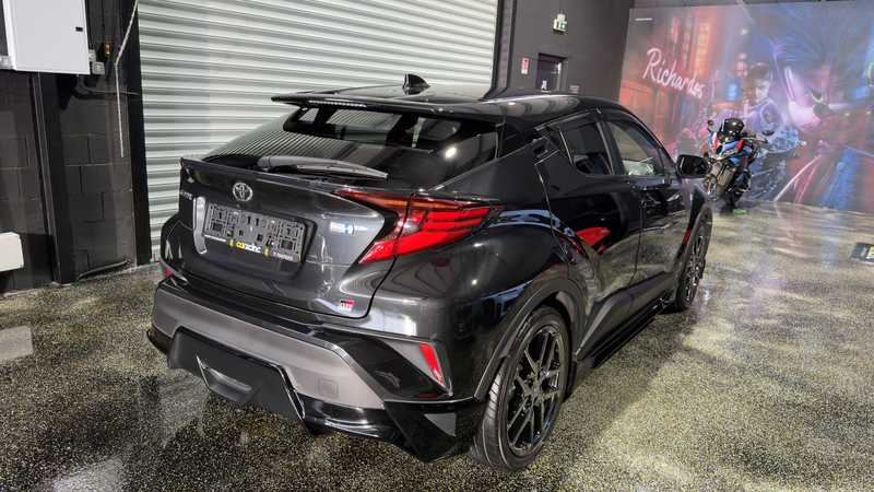 2021 Toyota C-HR 1,8L 2021 Cyprus