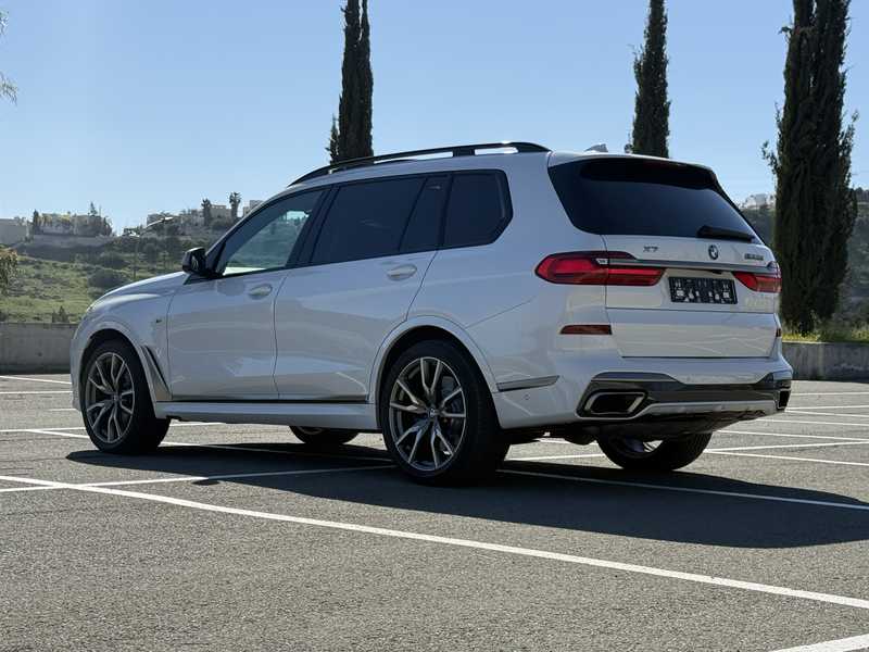 2021 BMW X7 4,4L 2021 Cyprus