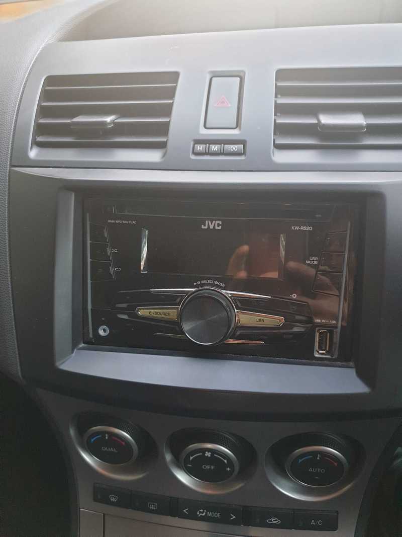 2011 Mazda Axela 1,5L 2011 Cyprus