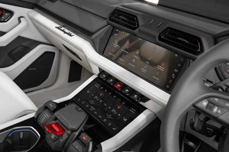 2026 Lamborghini Urus 4,0L 2026 Cyprus