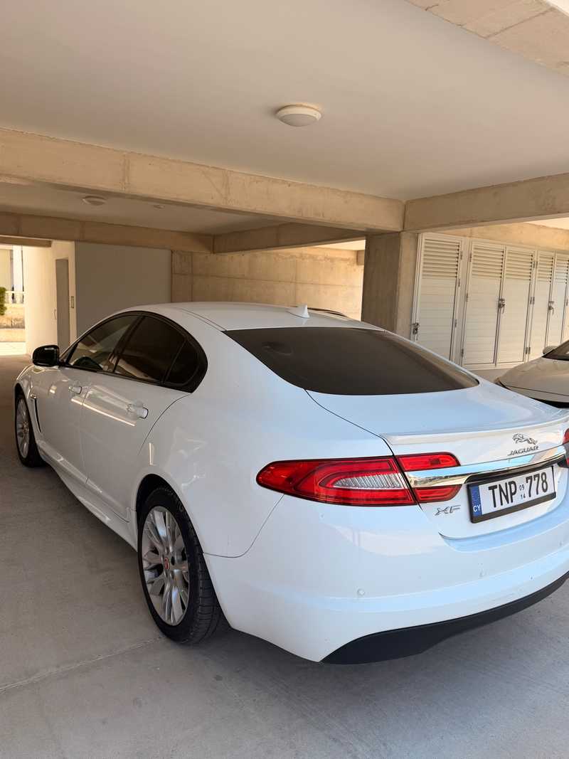 2015 Jaguar XF 2,2L 2015 Cyprus