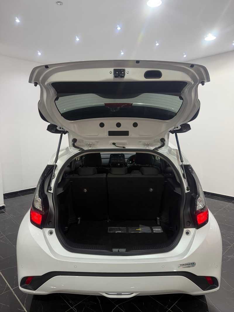 2022 Toyota Aqua 1,5L 2022 Cyprus