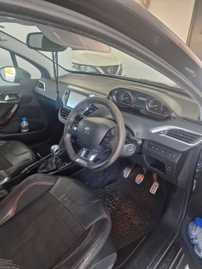 2017 Peugeot 2008 1,6L 2017 Cyprus