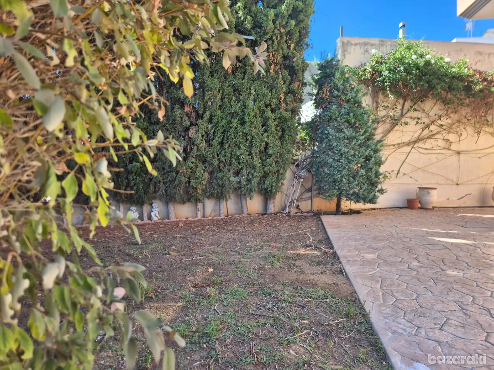 House, 3 bedrooms — 4