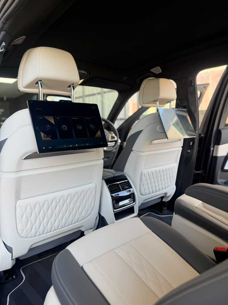 2024 BMW X7M 4,4L 2024 Cyprus